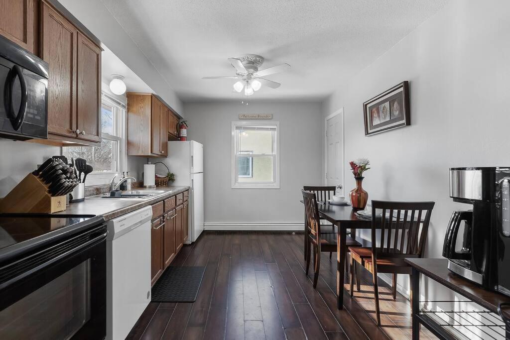 Tranquil 2br Ne Mpls - 8073 4 Minneapolis