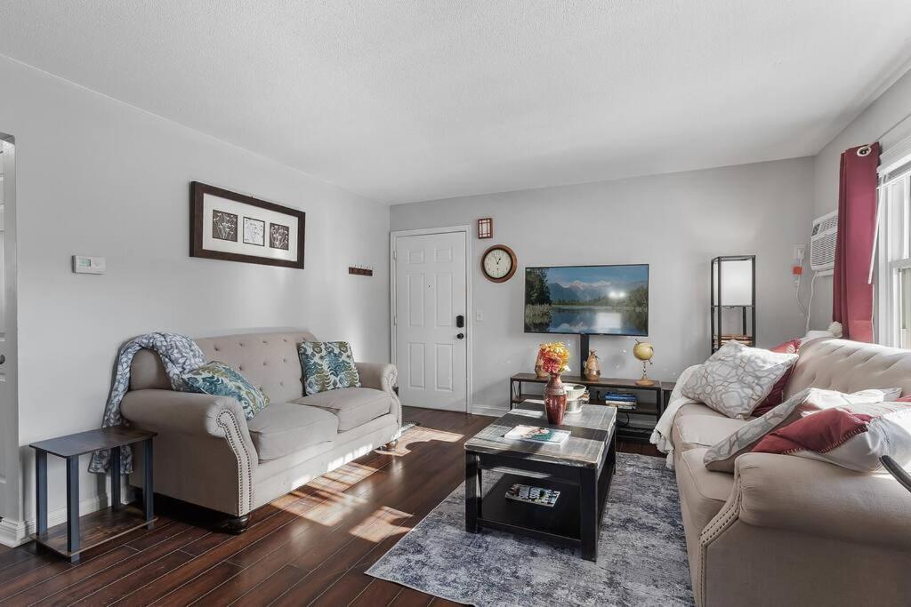 Apartment Tranquil 2br Ne Mpls - 8073 4
